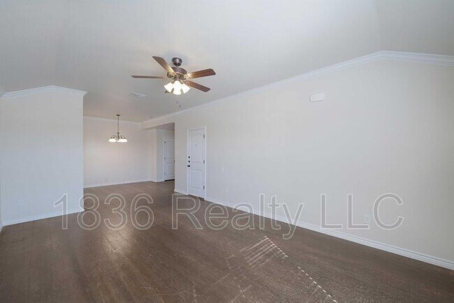 Building Photo - 105 Calvin Smith Ln.