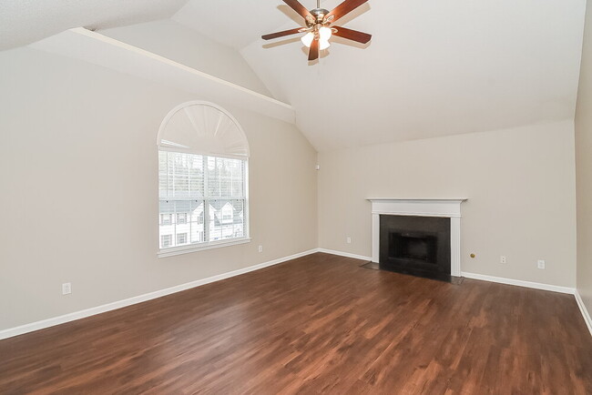 Building Photo - 459 Pecan Wood Cir
