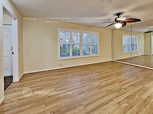 Foto del edificio - 1077 40th Ave NE