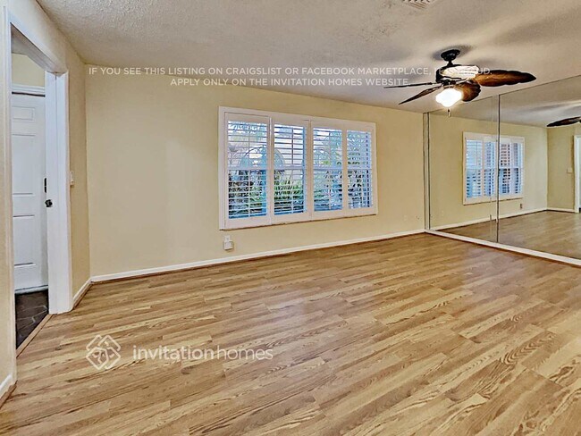 Foto del edificio - 1077 40th Ave NE