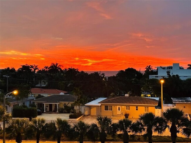 Building Photo - 2701 N Ocean Blvd