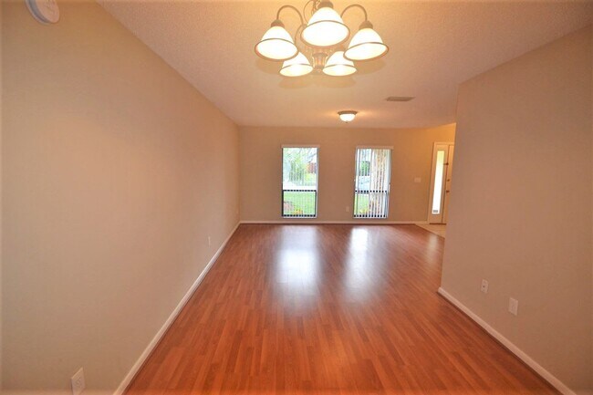 Building Photo - 6707 Ranger Dr