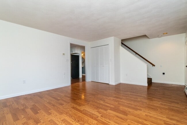 Foto del edificio - 82 Glendower Rd