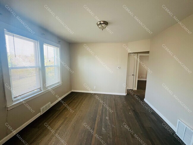 Foto del edificio - 5086 Alter Rd