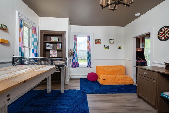 Foto del edificio - 7137 US-4