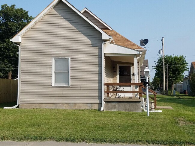 Foto del edificio - Beautiful 3bd/1ba House - Nice Back Deck!