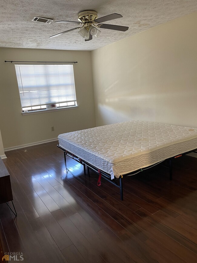 Foto del edificio - 476 Brookfield Way