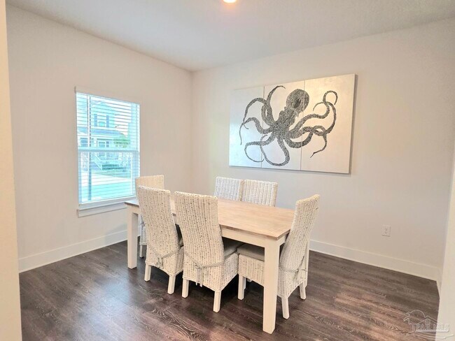 Foto del edificio - 7904 Sweet Retreat Ln