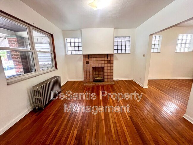 Foto del edificio - 3631 Childs St