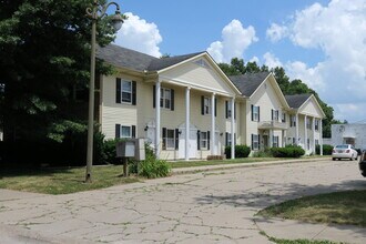 Building Photo - 1606 S 16th St
