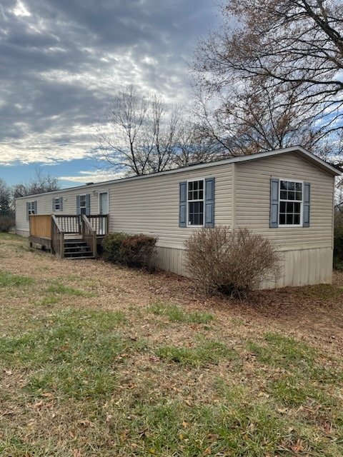 Foto del edificio - Country Living on 3 Acres in Fountain Inn!