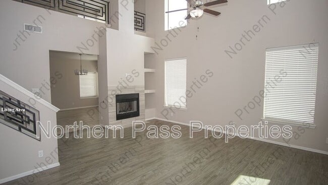 Building Photo - 6564 Berringer St