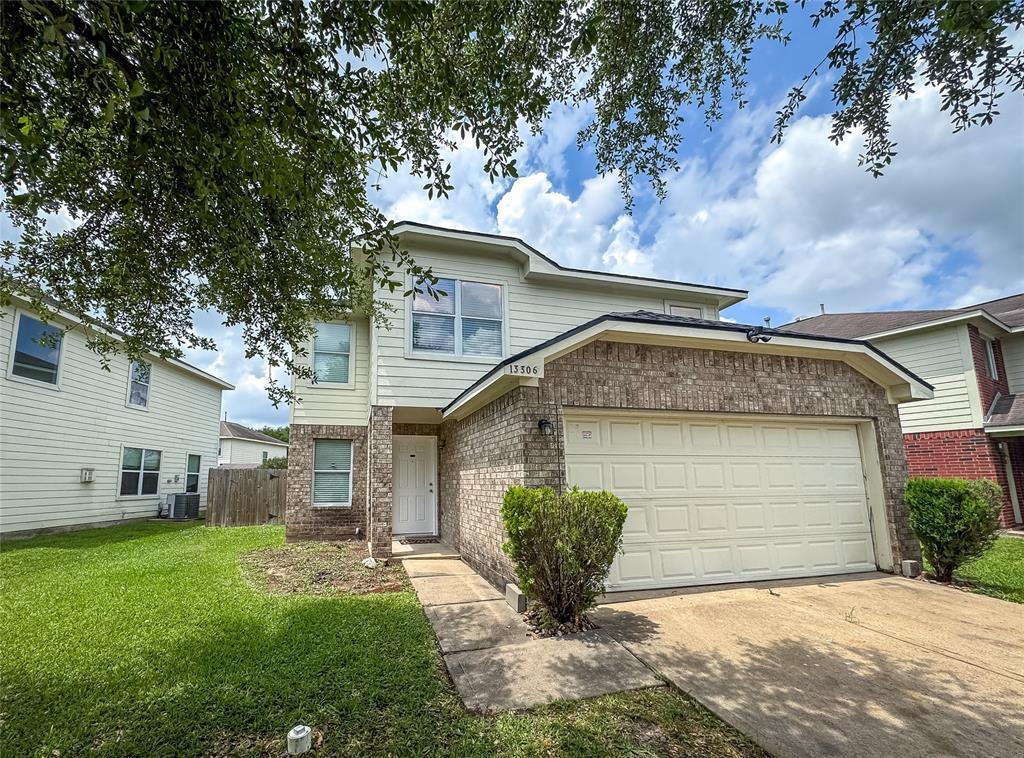 Foto principal - 13306 Seagler Park Ln