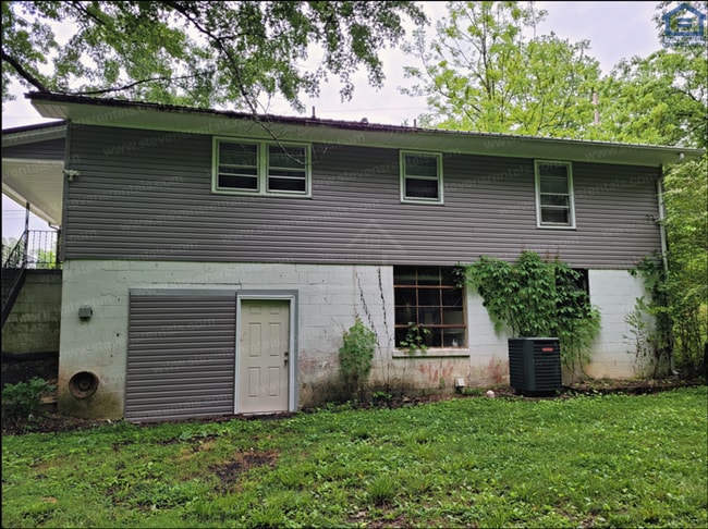 Building Photo - 748 Steakley Dr