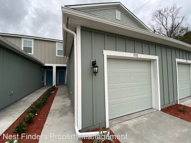 Building Photo - 3 br, 2.5 bath House - 9578 Star Dr