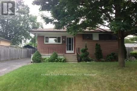 Photo principale - 902 Donovan Crescent