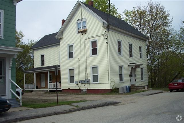 Building Photo - 20 Temple St