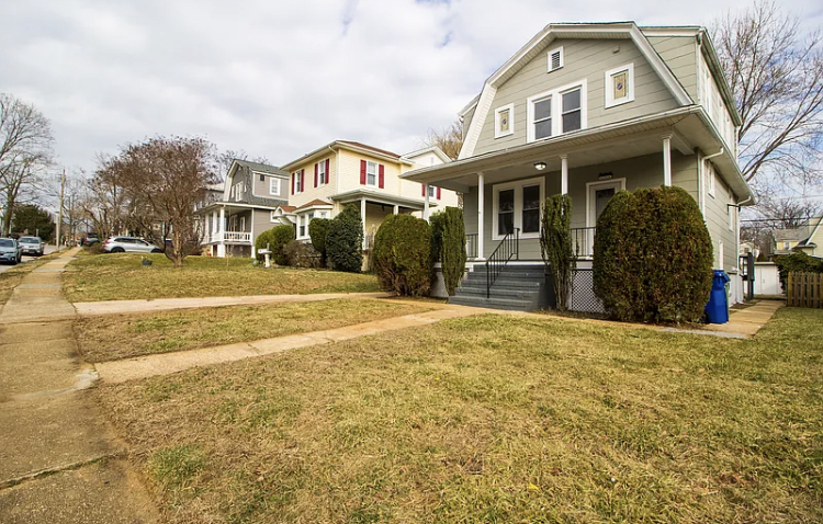 Primary Photo - 403 Kingston Rd