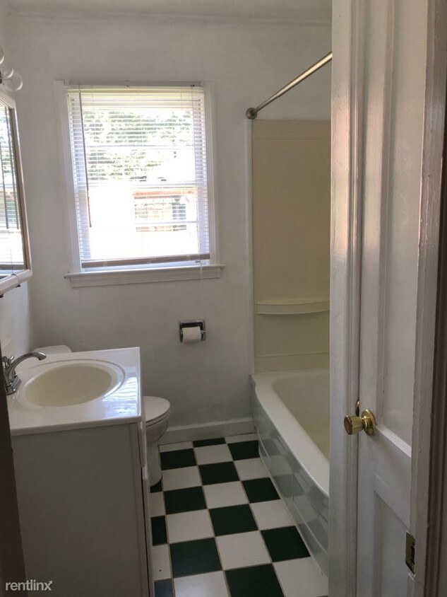 Building Photo - 2 br, 1 bath  - 128 Brooks Ave