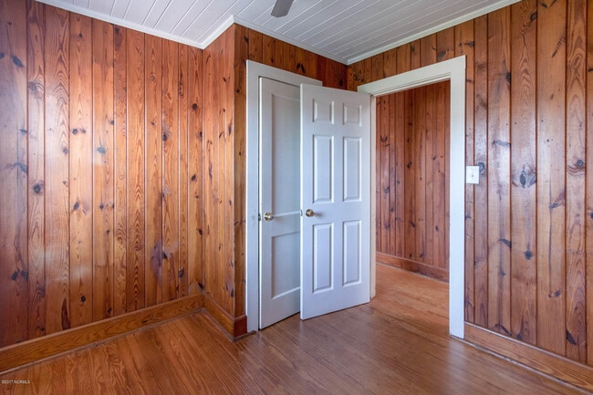 Foto del edificio - 1639 Live Oak St