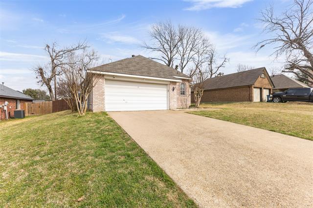 Foto del edificio - 8305 Liberty Ln