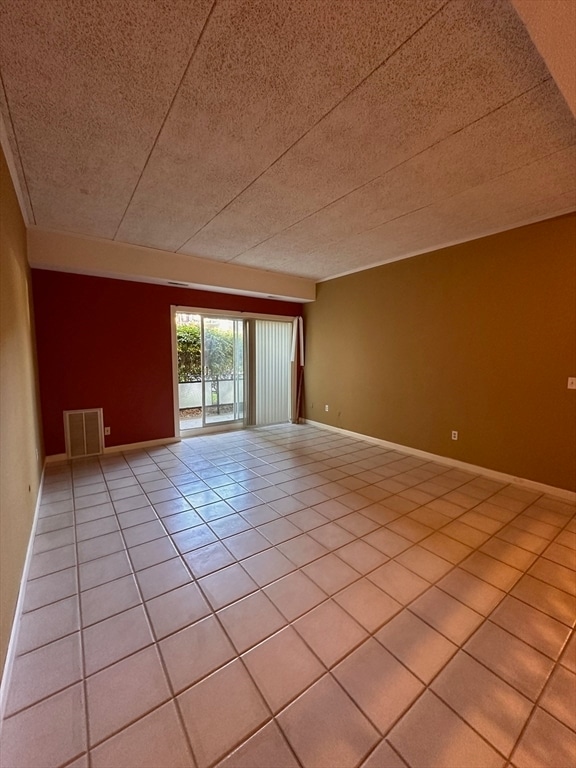 Building Photo - 55 Broadlawn Park