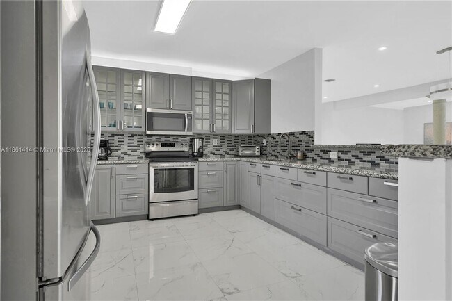 Foto del edificio - 1081 NE 179th St