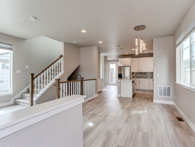 Building Photo - 8851 Yates Dr