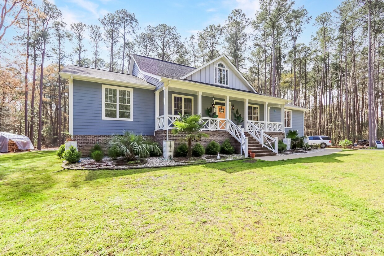Primary Photo - 324 Hall Rd Hampton VA 23664