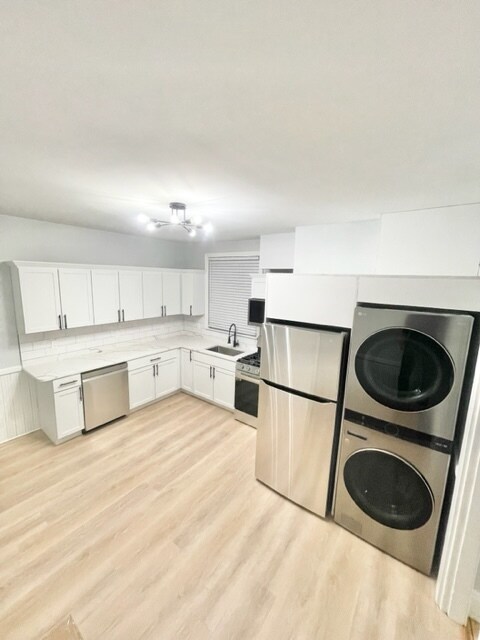 Primary Photo - 33 Oak St