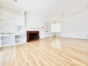 Building Photo - 1538 Veteran Ave