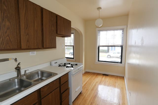 Foto del edificio - 3003 N Racine Ave