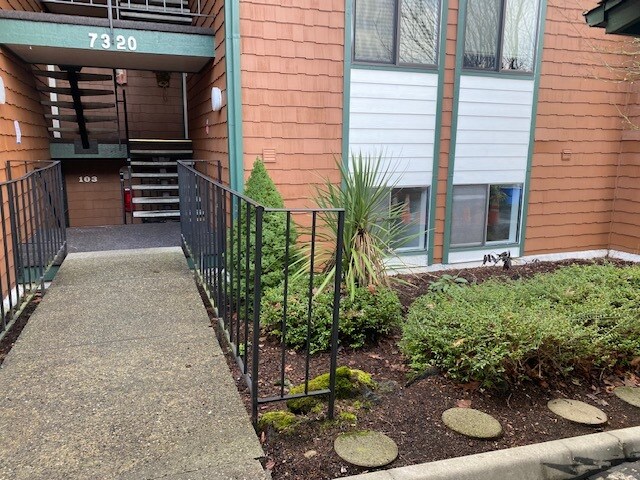 Foto del edificio - 7320 N Skyview Ln
