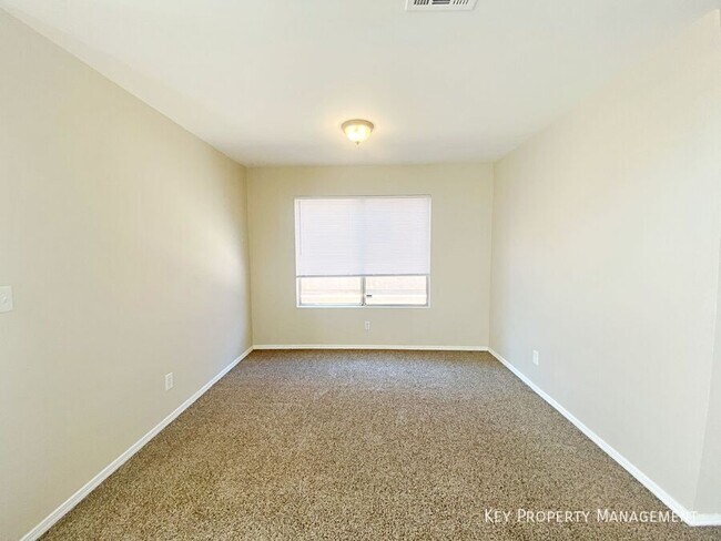 Foto del edificio - 50 Tidwell Ln