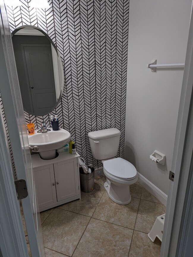 Building Photo - 14624 Yellow Butterfly Rd