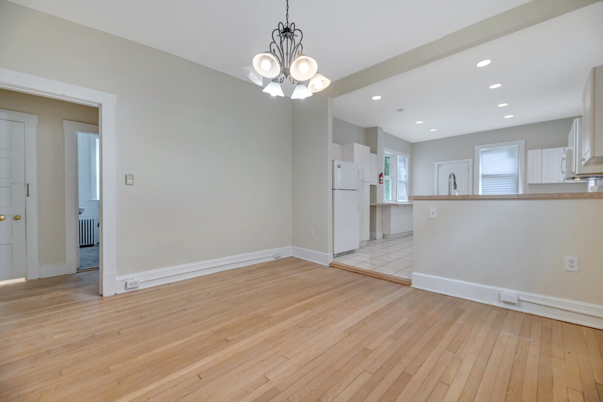 Primary Photo - 4224 18th St NW