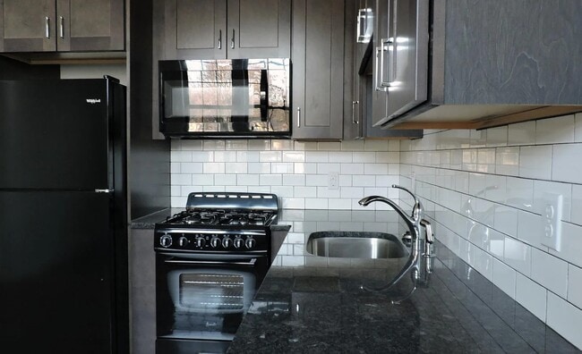 Kitchen - 69 King St