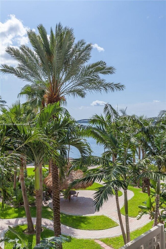 Photo - 2451 Brickell Bay Dr Apartment