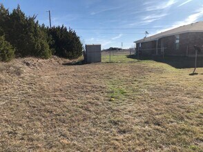 Building Photo - 403 Justin Ln