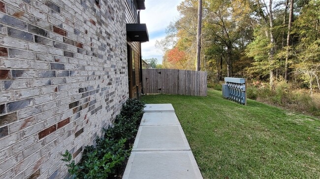 Building Photo - 2509 Appian Wy