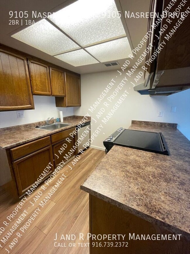 Building Photo - 9105 Nasreen Dr