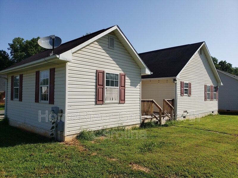 Foto del edificio - 105 Summerside Ct