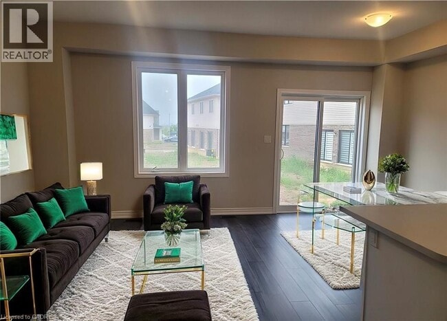 Building Photo - 37 Mia Dr