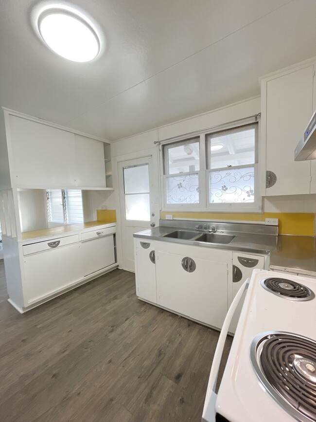 Foto del edificio - Wahiawa Heights 3 Bed, 1.5 Bath, 2 Car Car...