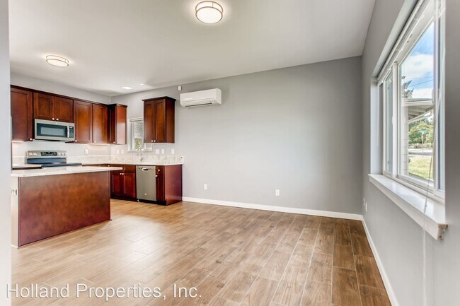Building Photo - 5116 NE 87th Ave