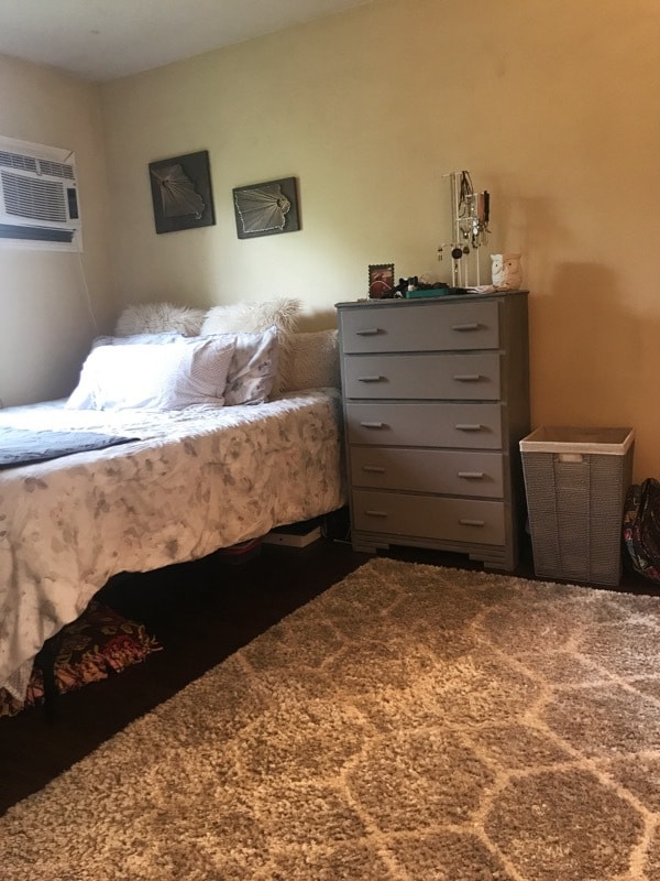large great room - 916 Kellogg Ave