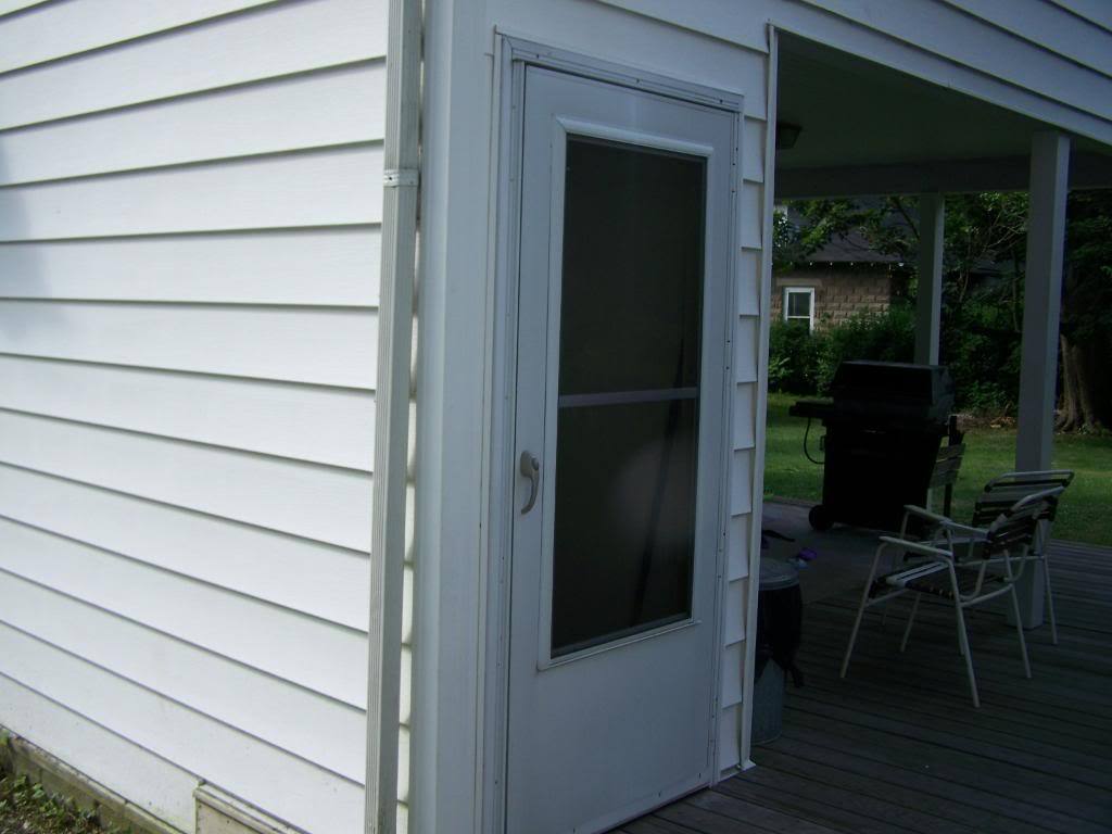 Private entrance - 72 Mount Royal Ave