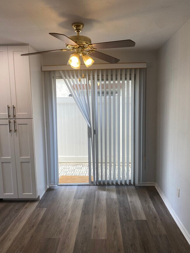 Foto del edificio - 4430 Cleveland Ave