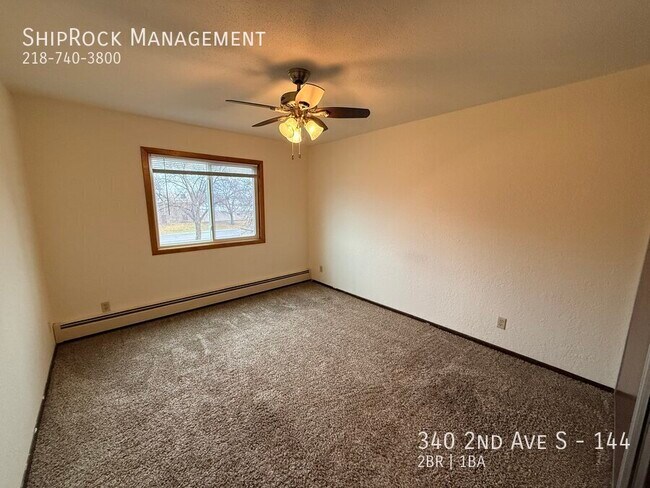 Building Photo - 340 2nd Ave S