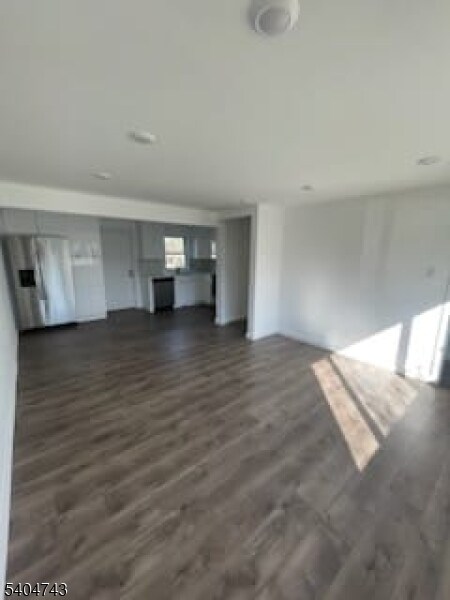 Foto del edificio - 73 MacArthur Ave